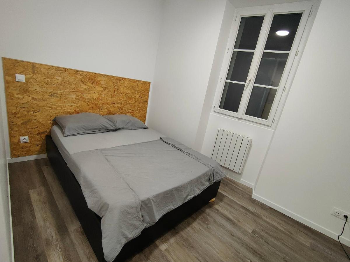 Les Lofts De Provins: Apt 5 Exteriör bild